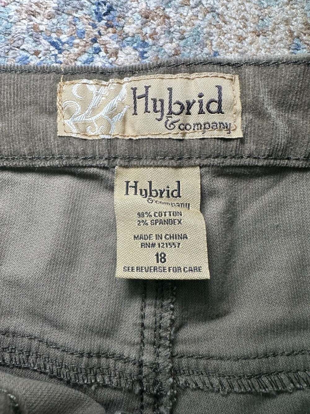 NWT Hybrid & Company Women's Olive Green Stretch Corduroy Pants Size 18 NWT - Picture 2 of 5